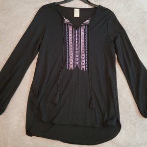 Black long sleeve tunic top